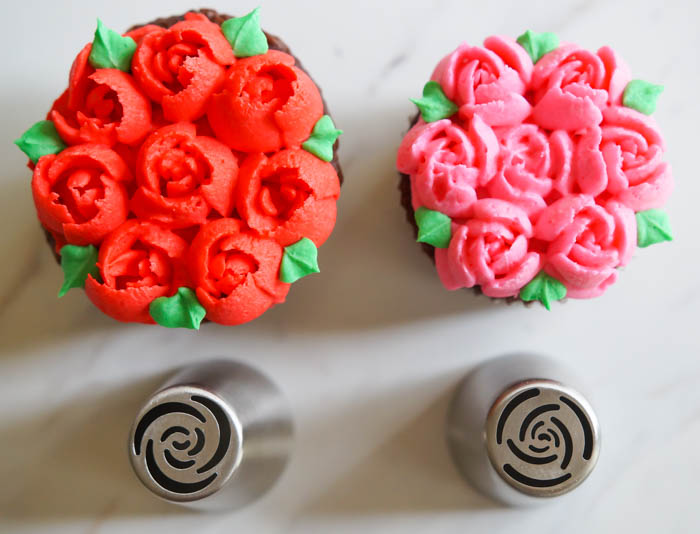 Using russian top piping tips